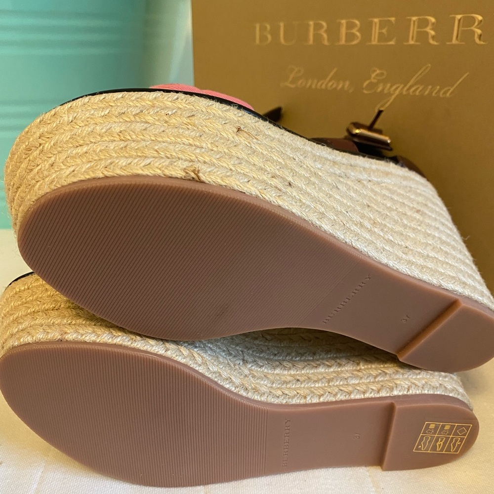 Burberry Platform Espadrille Wedge Sandals ! - Picture 8 of 8